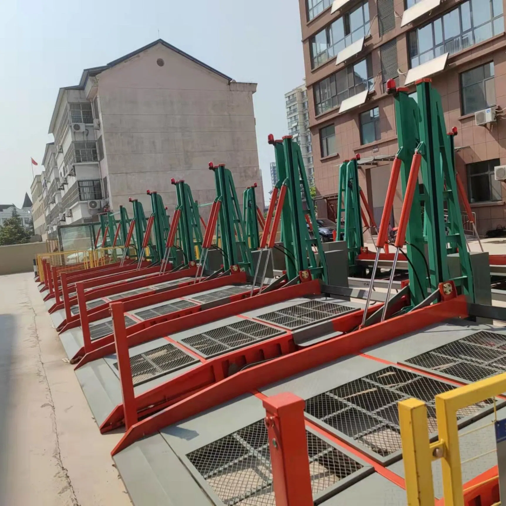 Double Available Parking Spaces Effortlessly Through Our Dual Platform Scissor Parking Lift System Ideal for Residential Applications