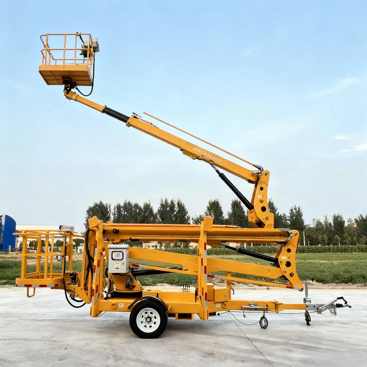 Towable Aerial Work Platform 10m 12m Height Boom Lift for Factory and Warehouse Operations Cherry Picker Mobile Boom Lift Man Lift