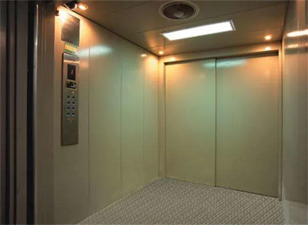 Goods Elevator Lift with Cheap Price Use in Warehouse &amp; Factory Car Elevators Freight Elevator in FUJI China Factory