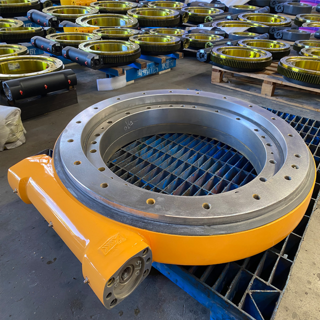 High Capacity Slewing Drive 400kN for Heavy-Duty Vehicle-Mounted and Self-Propelled Aerial Work Platforms