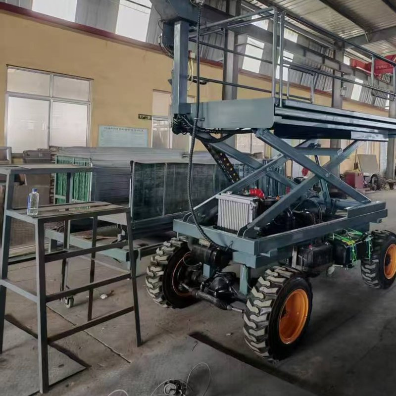 The Lasted Scissor Lift Platform for Orchard Picking