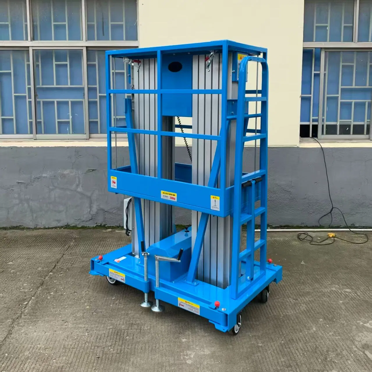 10m Lifting Equipment Double Mast Manual Pushing Vertical Lift