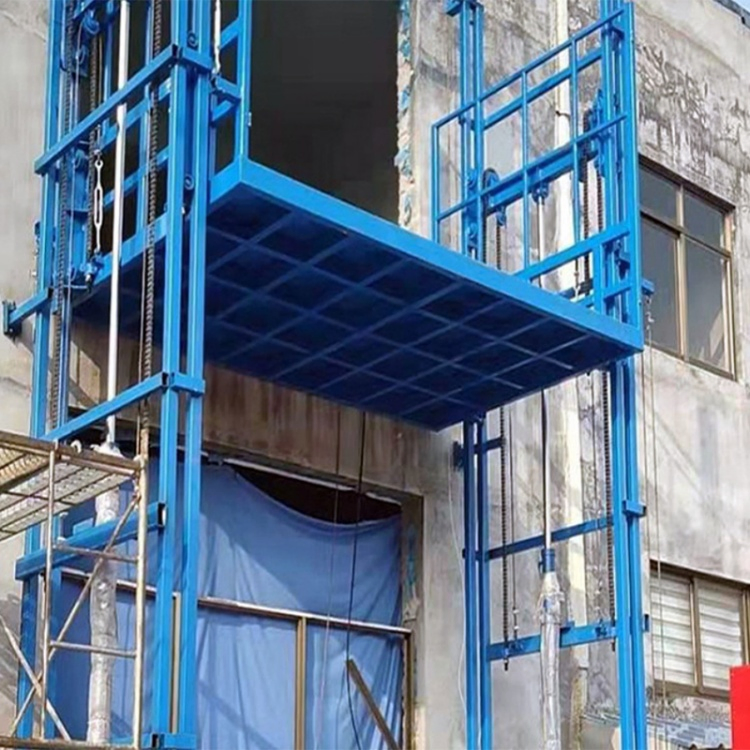 Heavy Duty 3000kg Hydraulic Goods Lift Small Portable Cargo Elevator Lift Industrial Lift for Warehouse