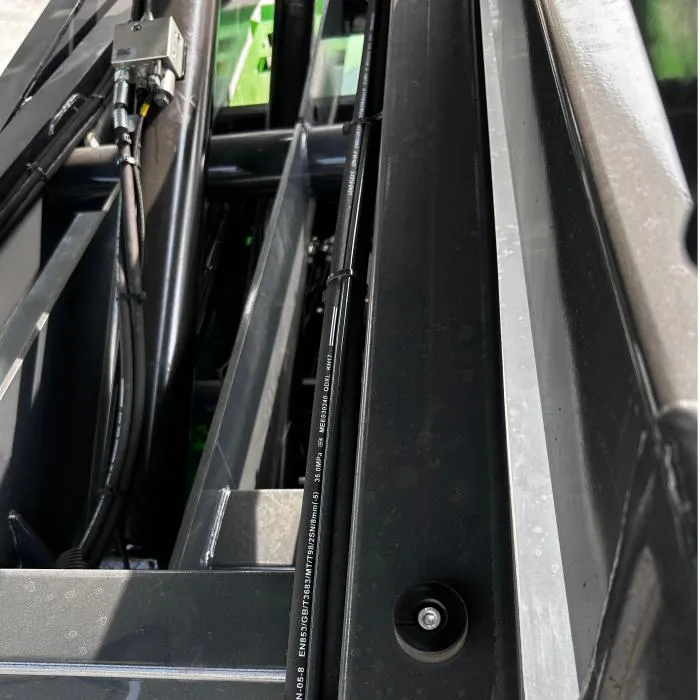 Scissor Lift Photo 8