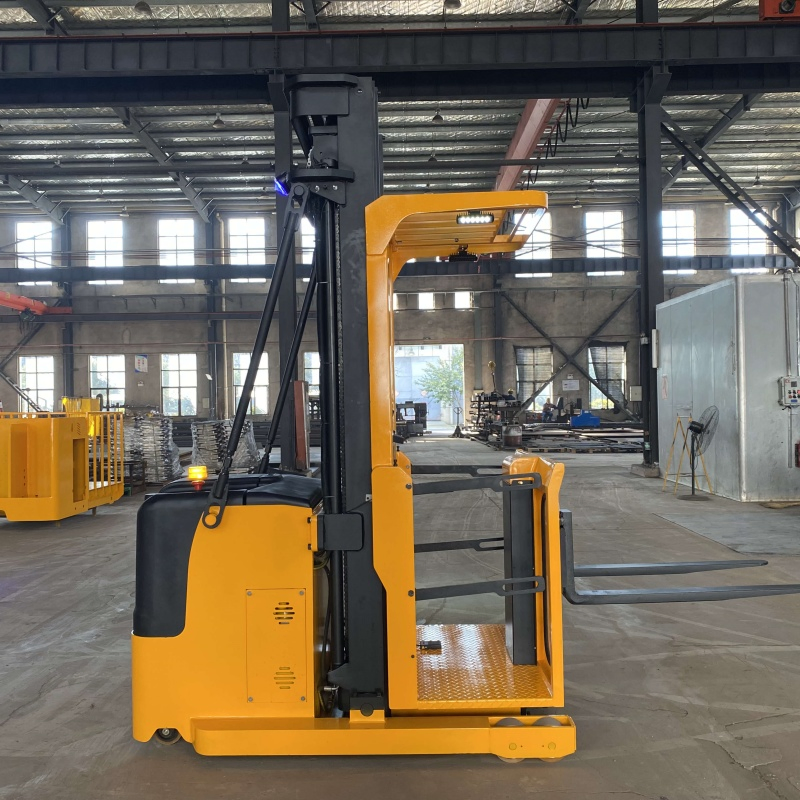 High Level Electric Order Picker Forklift 300kg 1695mm Turn Radius