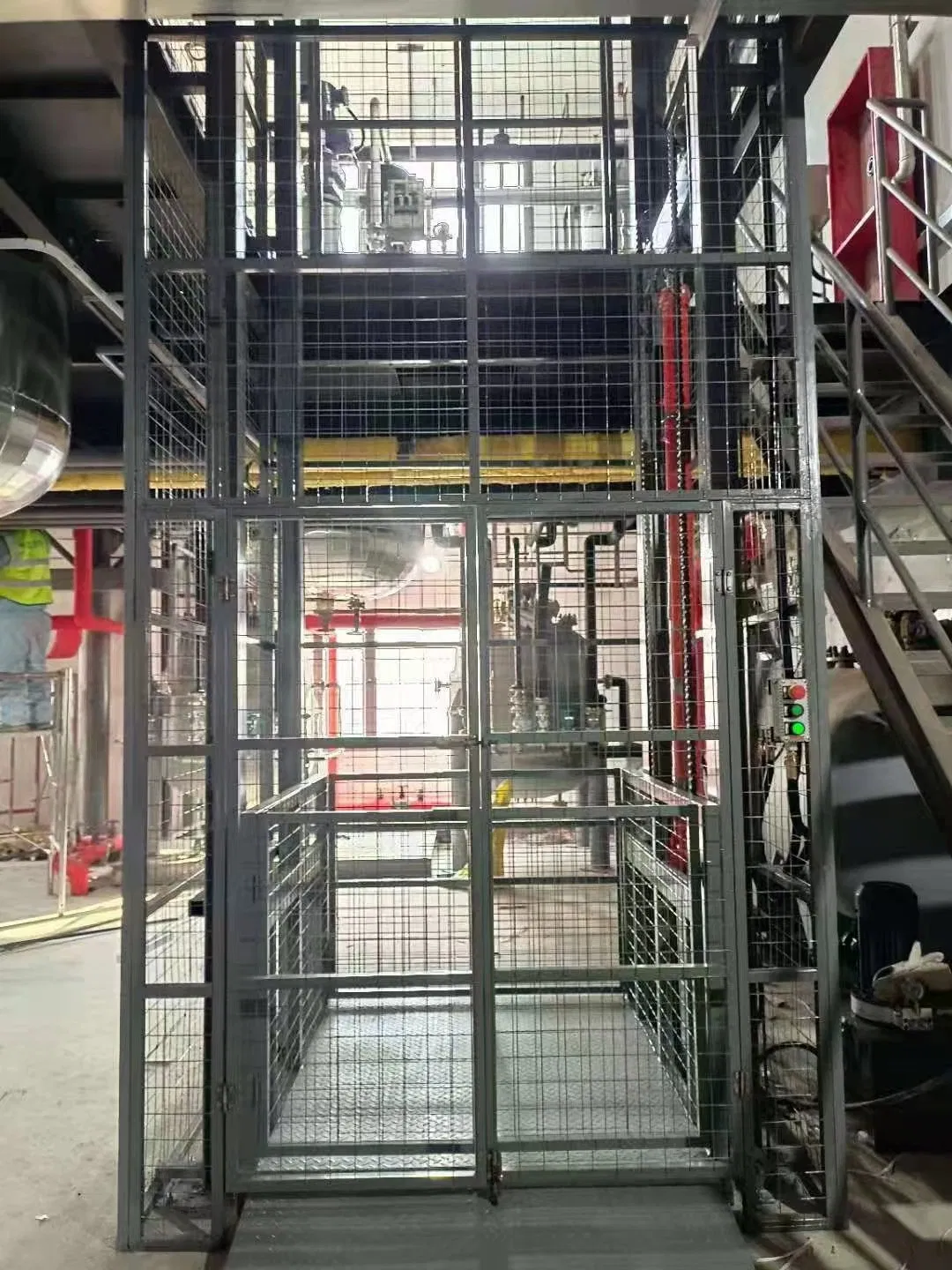 500kg -3ton Hydraulic Industrial Goods Freight Elevator Cargo Lift for Factory Construction