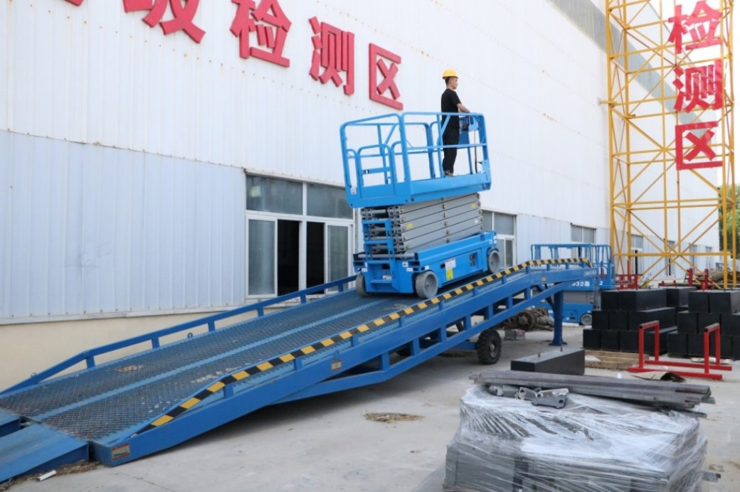 Electric Scissor Lift 6m 8 Meter 10m 12 14 M Lifter Platform Material Handling Portable Hydraulic Cargo Lift