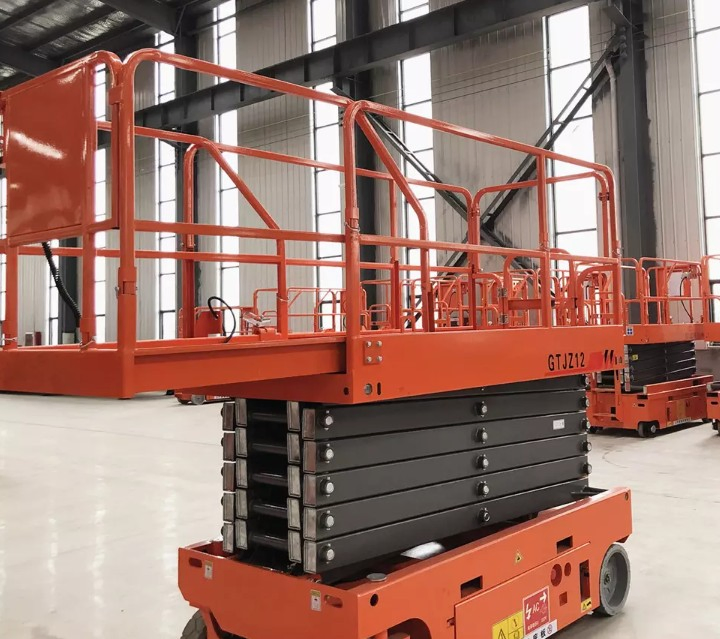 High Safety Hydraulic Elevating Work Platform for Greenhouse Fruits Picking
