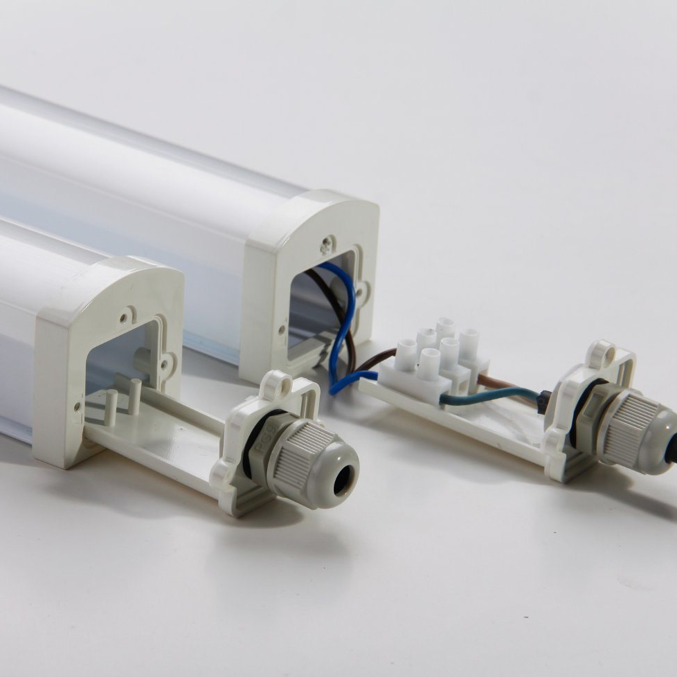 IP66 Triproof Lighting Fixtures 0.6m 1.2m 1.5m 2700-6500K Outdoor Wall Light