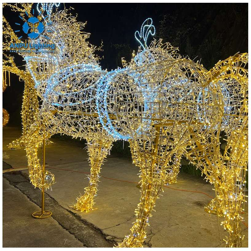 Outdoor Waterproof LED Pumpkin-Shaped Vehicle Pattern Lighting Fixture - an Extremely Attractive Christmas Decorative Lighting Sculpture