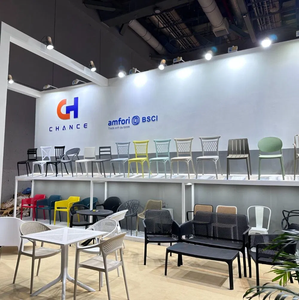 Wholesale Good Quality Stackable Waterproof White Plastic Chair Garden Chair with UV Process Use for Outdoor Furniture