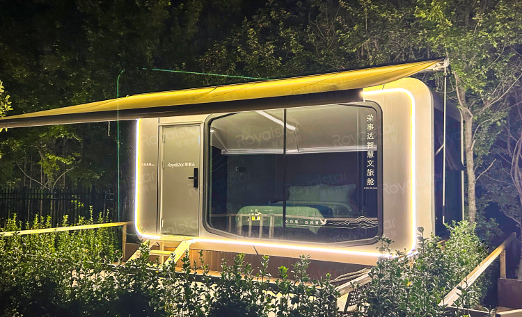 Modular Smart Capsule House Ark Series F16 with Multi-Layer Insulation Prefab Home Eco-Friendly Movable Steel Luxury House