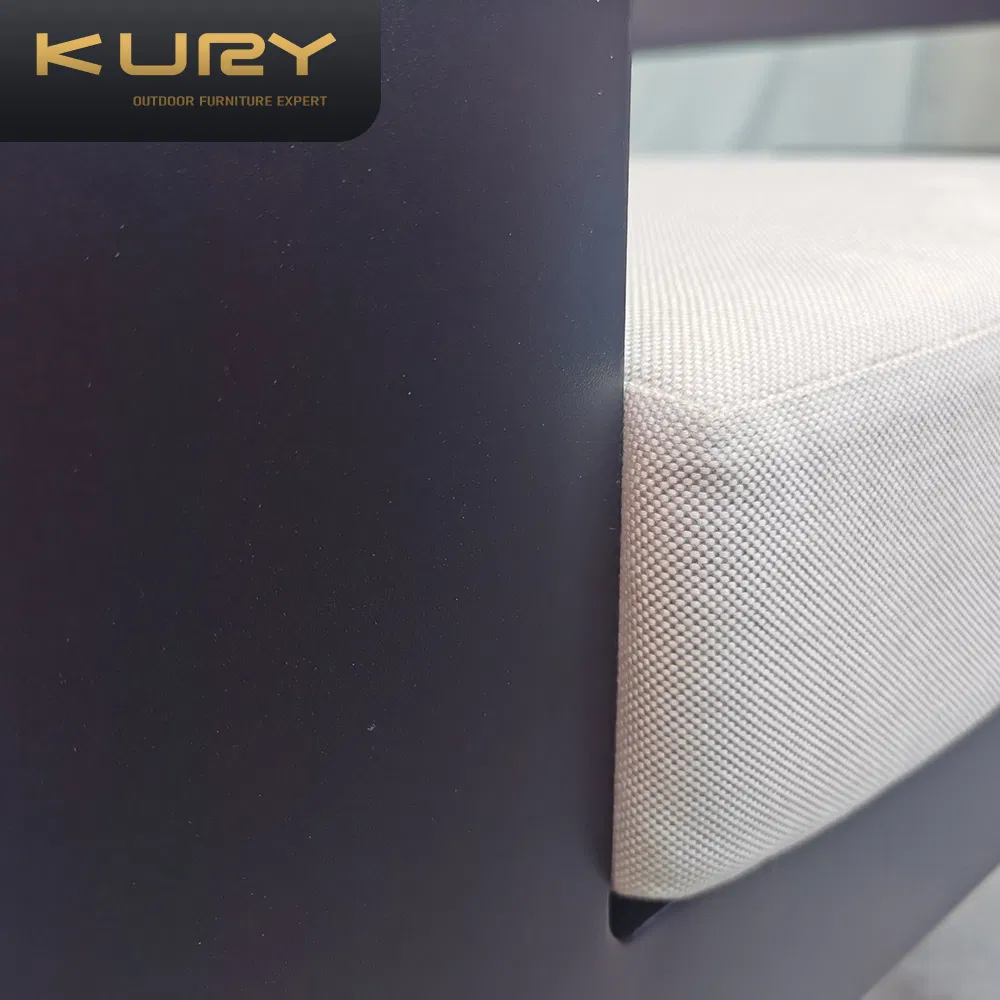 Outdoor Lounge Chair