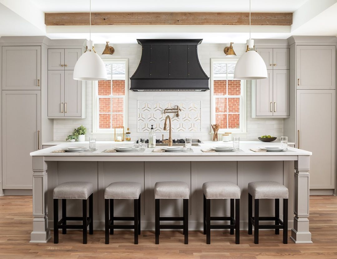 Cbmmart Smart Custom Top Quality Solid American Style Shaker Style Doors Kitchen Cabinets for Home and Kitchen