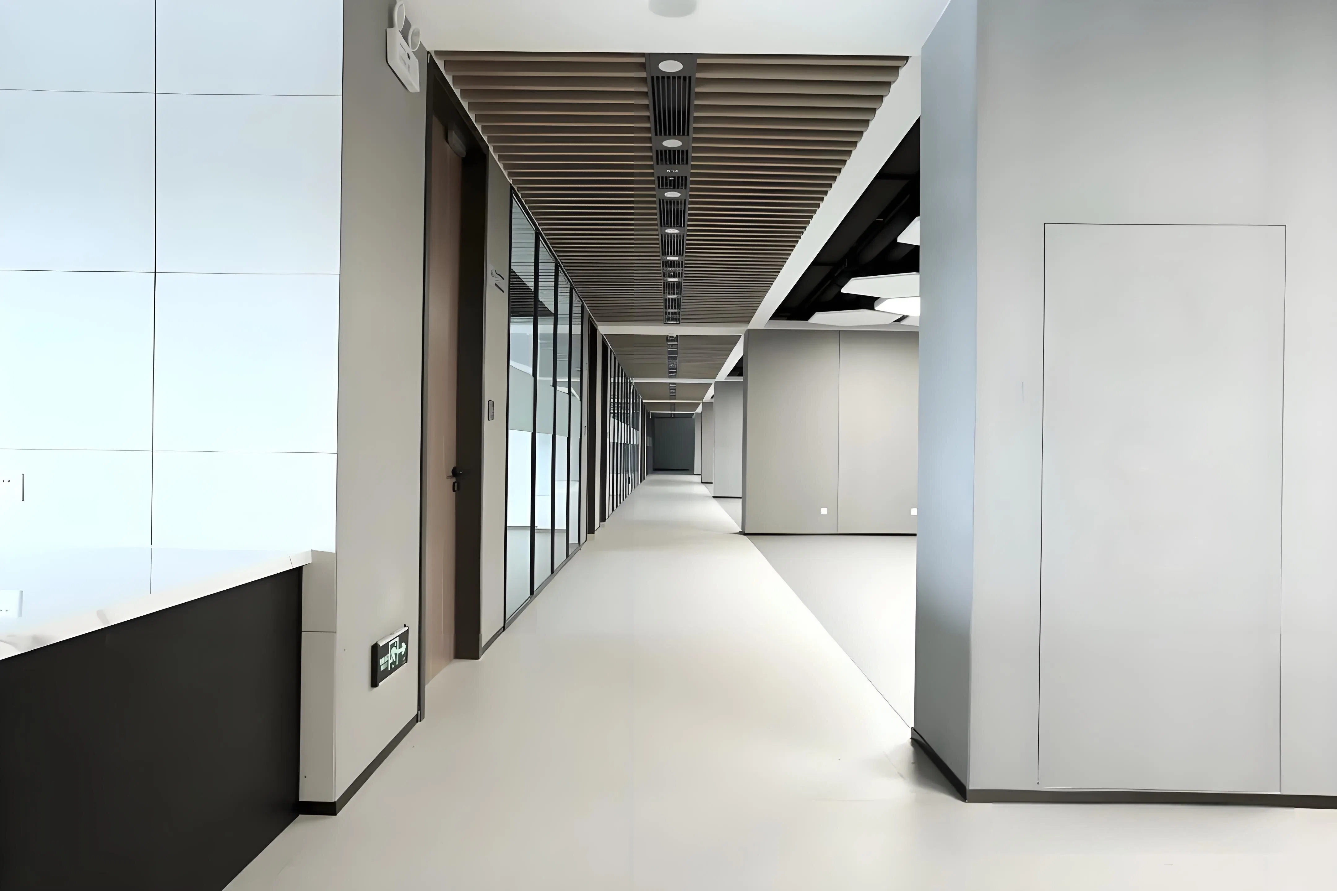 Durable Eco-Friendly Fireproof Rubber Floor Covering for Comfortable Workouts