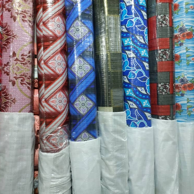 Customized Home Decor Waterproof Laminate PVC Floor Covering with Printed Design