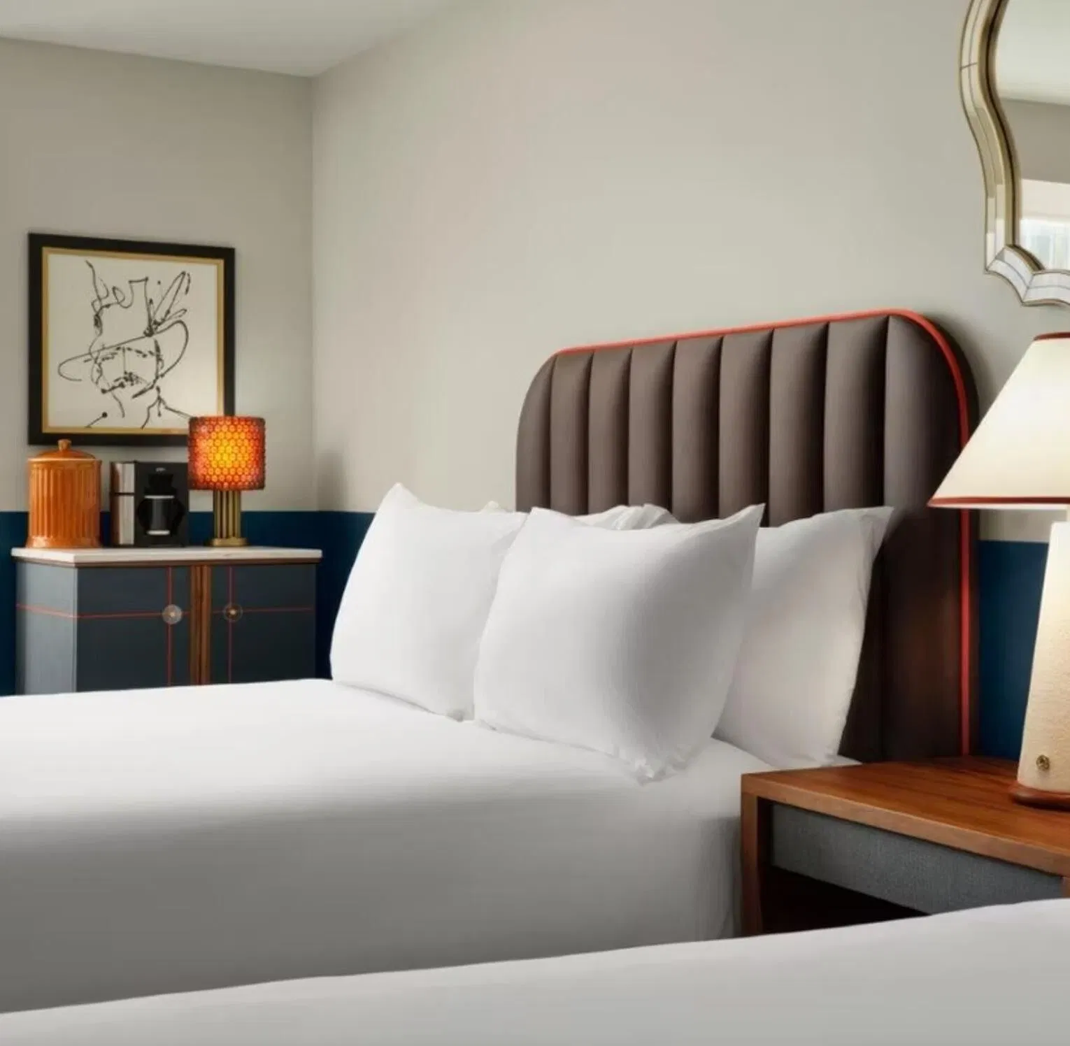 Modern Design Luxury Custom Made Wooden Hotel Bedroom Furniture for 5-Star Hotel