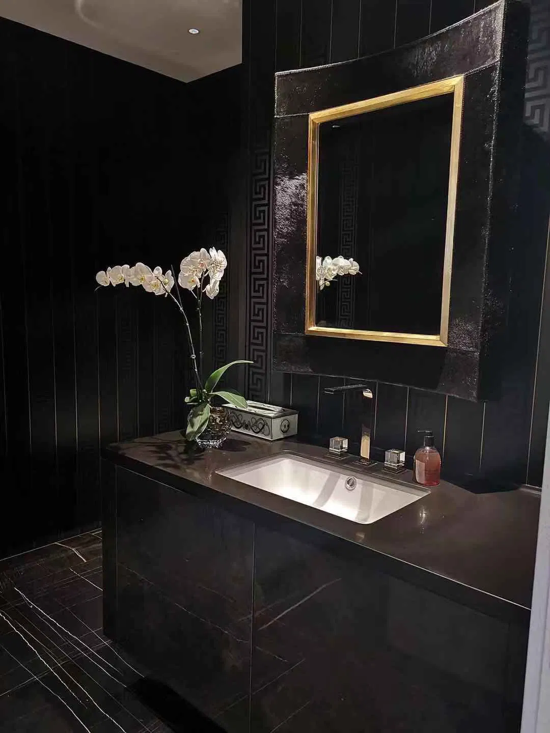MDF MFC Solid Customized Bathroom Washstand Sink &amp; Cabinet Furniture Manufacturer