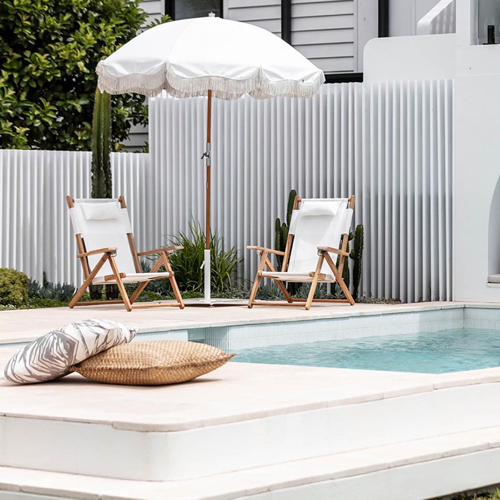 Adjustable Wooden Folding Deck Chair for Beaches Camping Swimming Pools Barbecues Garden Balconies Comfortable Portable Essential Outdoor Leisure Furniture