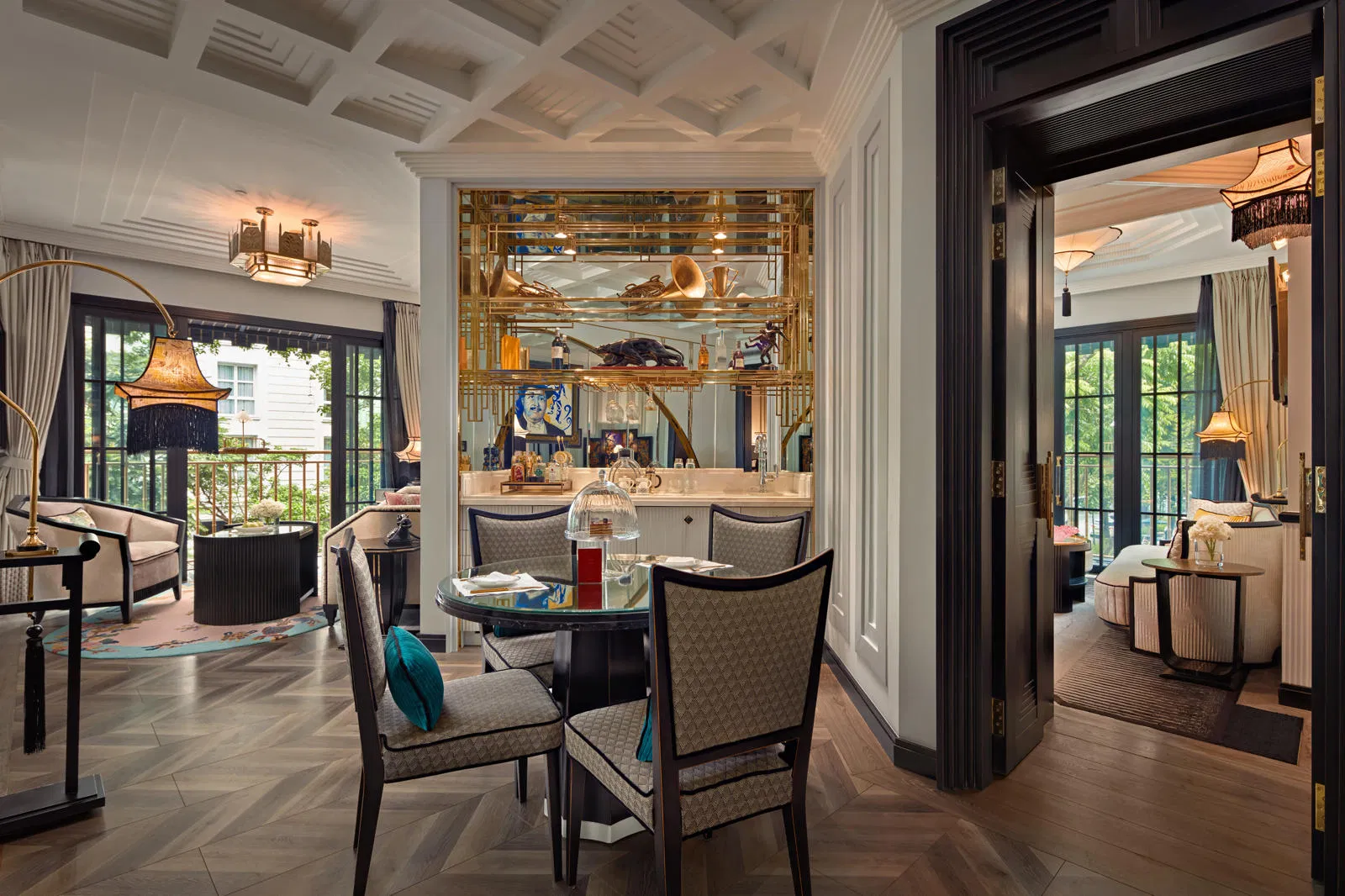 Elegance Royal Luxury Furniture Living Room Bathroom Double King Size Bed Bedroom Furniture