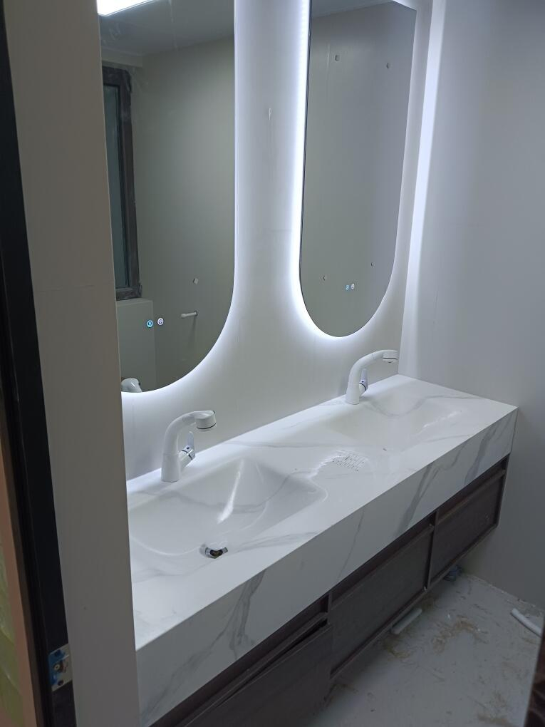 Storage Wardrobe Bathroom Vanity Hotel or Apartment Cabinet Aluminium Wooden Furniture