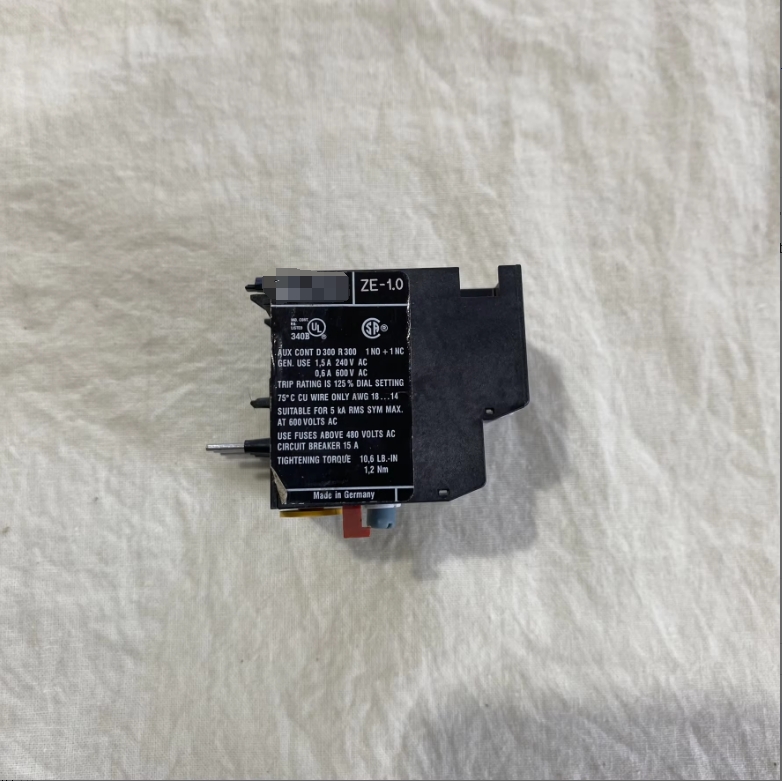 ZE-1.0 0.6-1.0A Thermal Overload Relay Genuine in Stock