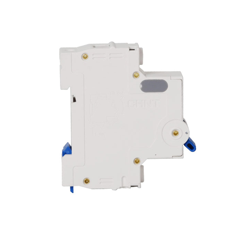 Single-phase CHINT 1P AC MCB Miniature Circuit Breaker 250V Single Pole DIN Rail Type Copper 6kA Breaking Capacity