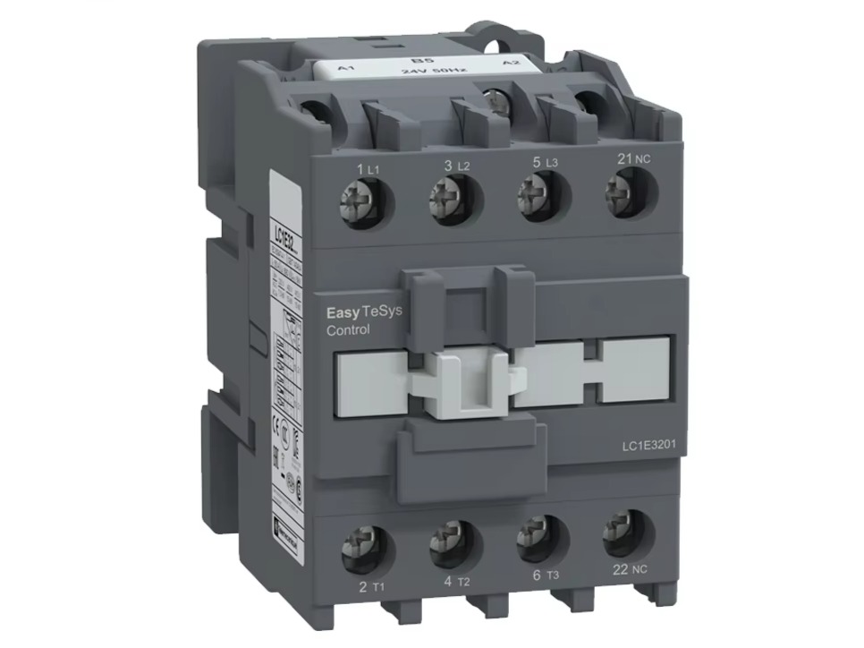 SCHNE1DER LC1D1506BD TeSys Deca Series 3-Pole 150A 24V DC Industrial Automation Contactor DIN Rail Mount 50/60Hz