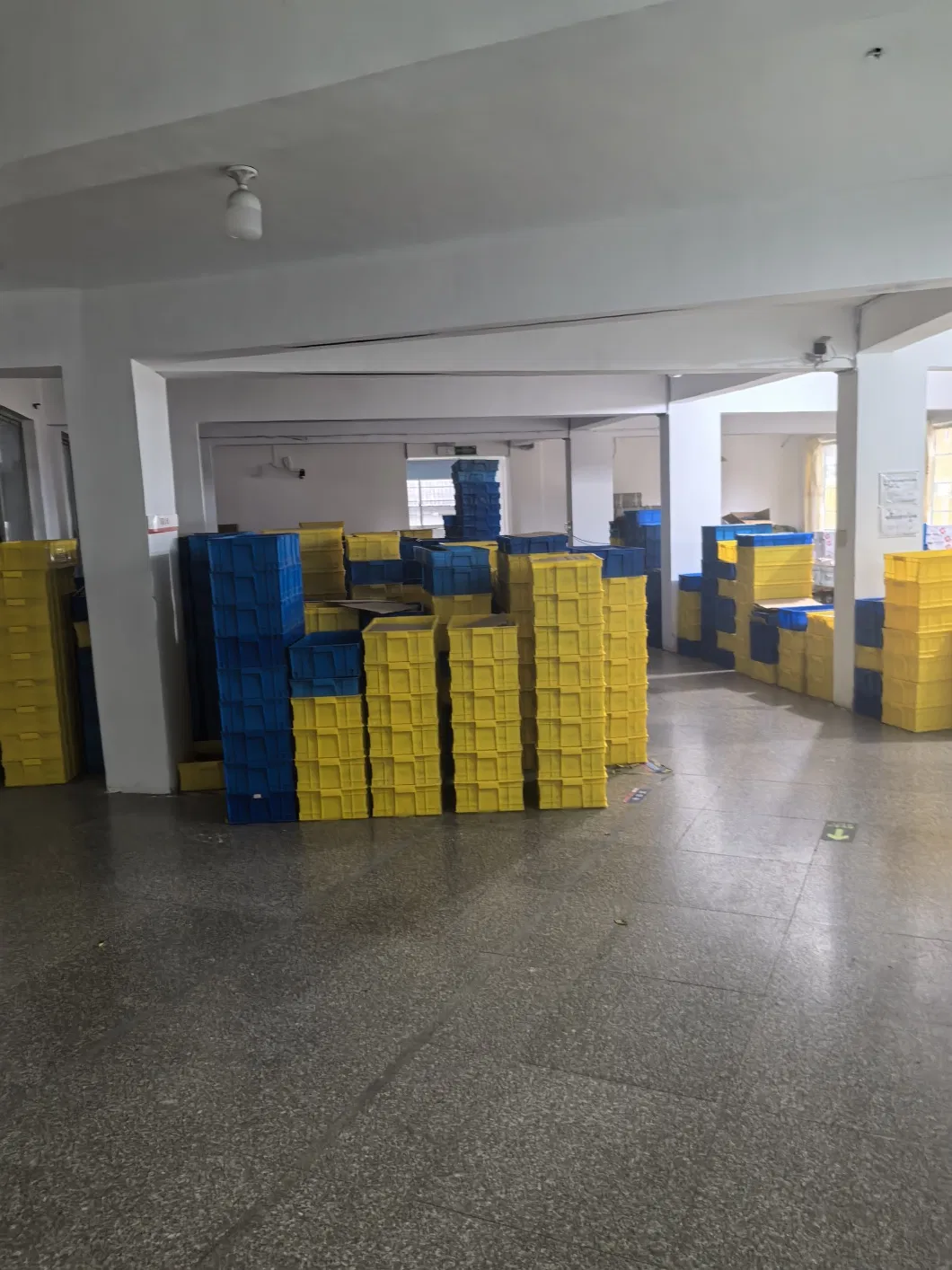 500V 800V 1000V Wall Mounted Air MCCB Molded Case Circuit Breaker