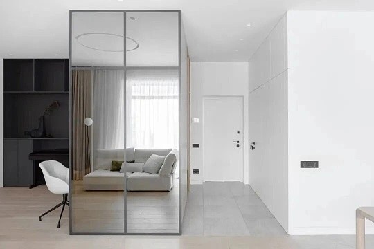 Living Room & Entryway