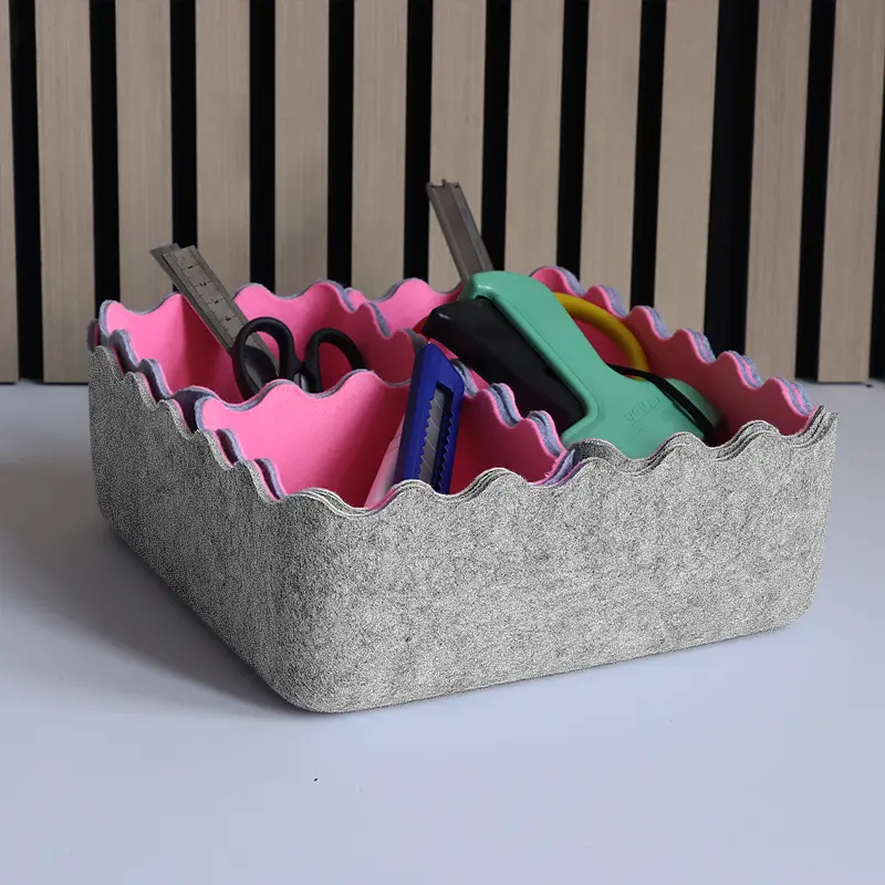 Pink felt storage box view 3