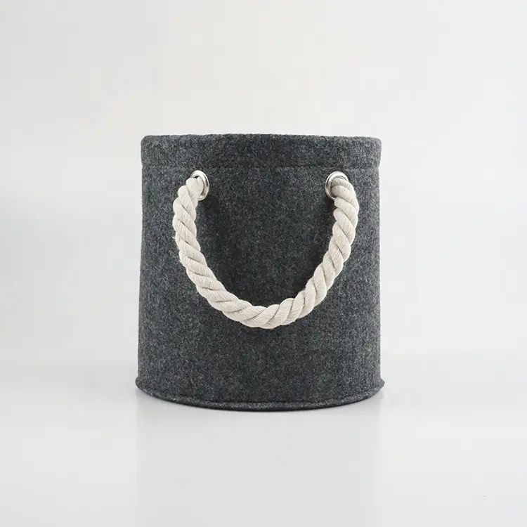 Custom Felt Soft round Kitten Puppy cushion nest bed with rope handle Supplier, Companies