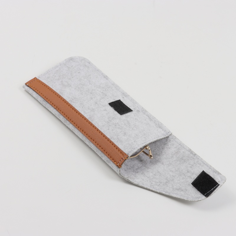 Felt Pouch Style 8