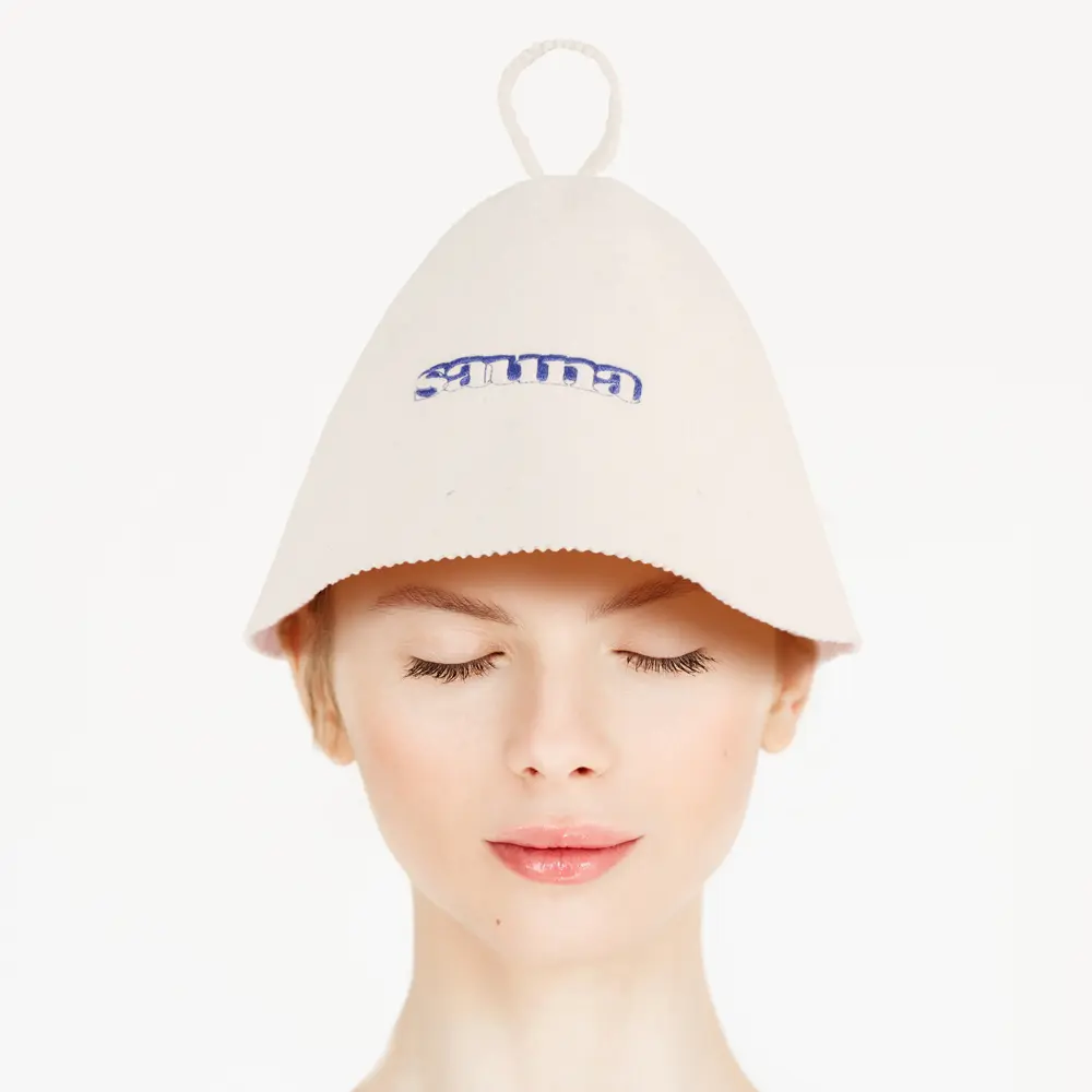 Wool sauna hat detail view