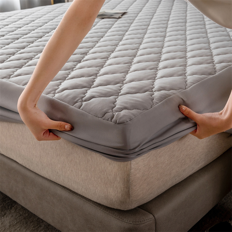 Cheap Price Soft Microfiber Cotton Thicken Waterproof Mattress Cover Bed Mattress Protector