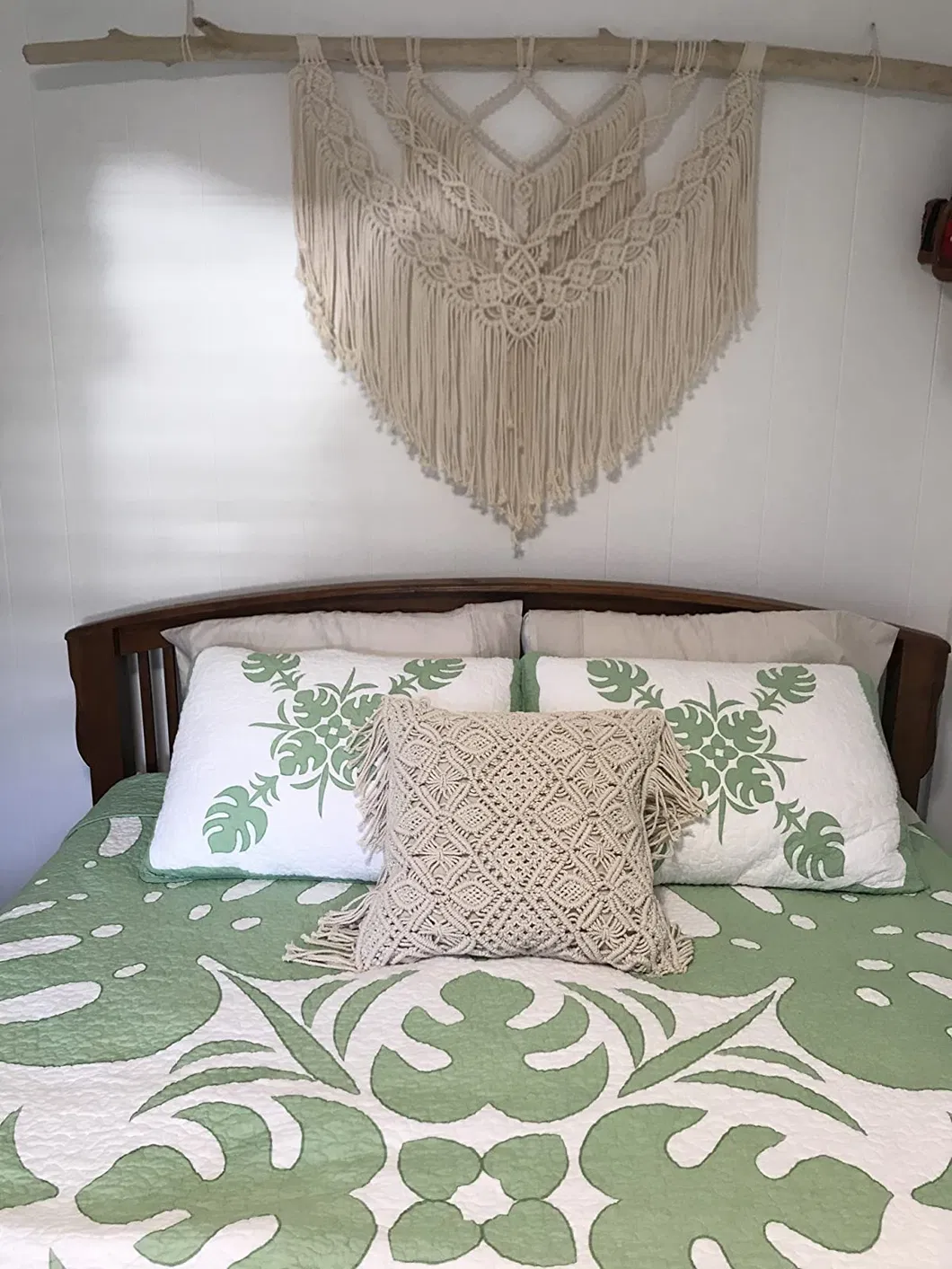 Macrame Pillow Detail 9