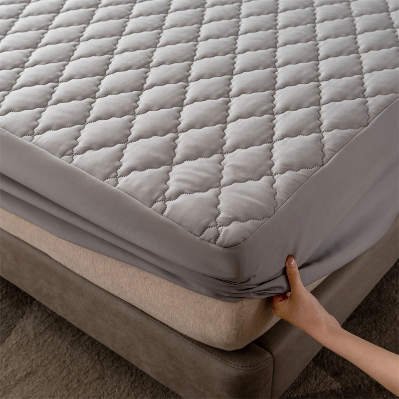Cheap Price Soft Microfiber Cotton Thicken Waterproof Mattress Cover Bed Mattress Protector