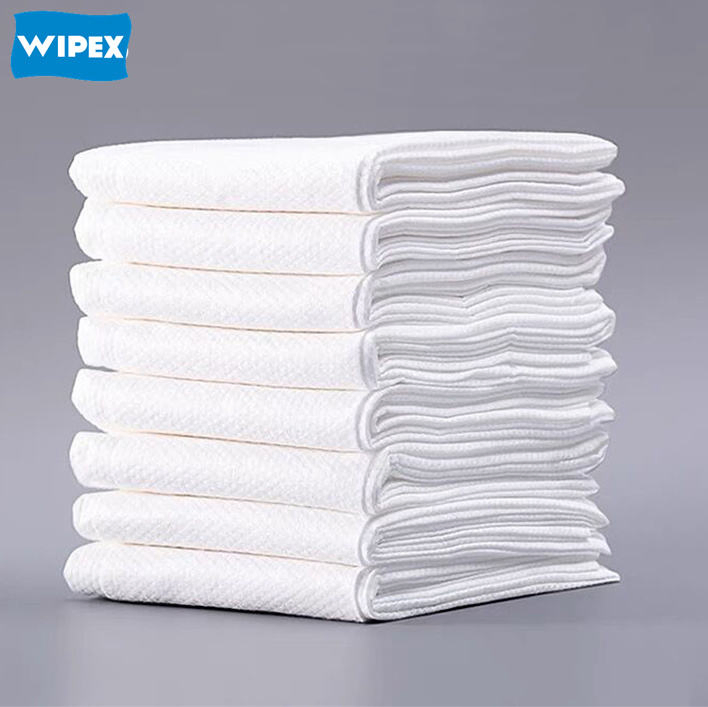 Large One Time Use Soft Disposable Travel Bath Towels Refreshing Towels Disposable Non-Woven Bath Towel