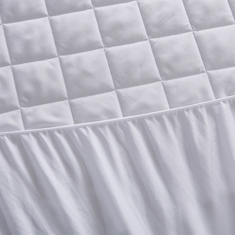 Manufacturer Wholesales Customized Diamond Design Quilted Queen Size Home / Hotel Fitted Bed Mattress Pad Protector with Deep Pocket Elastic Skirt