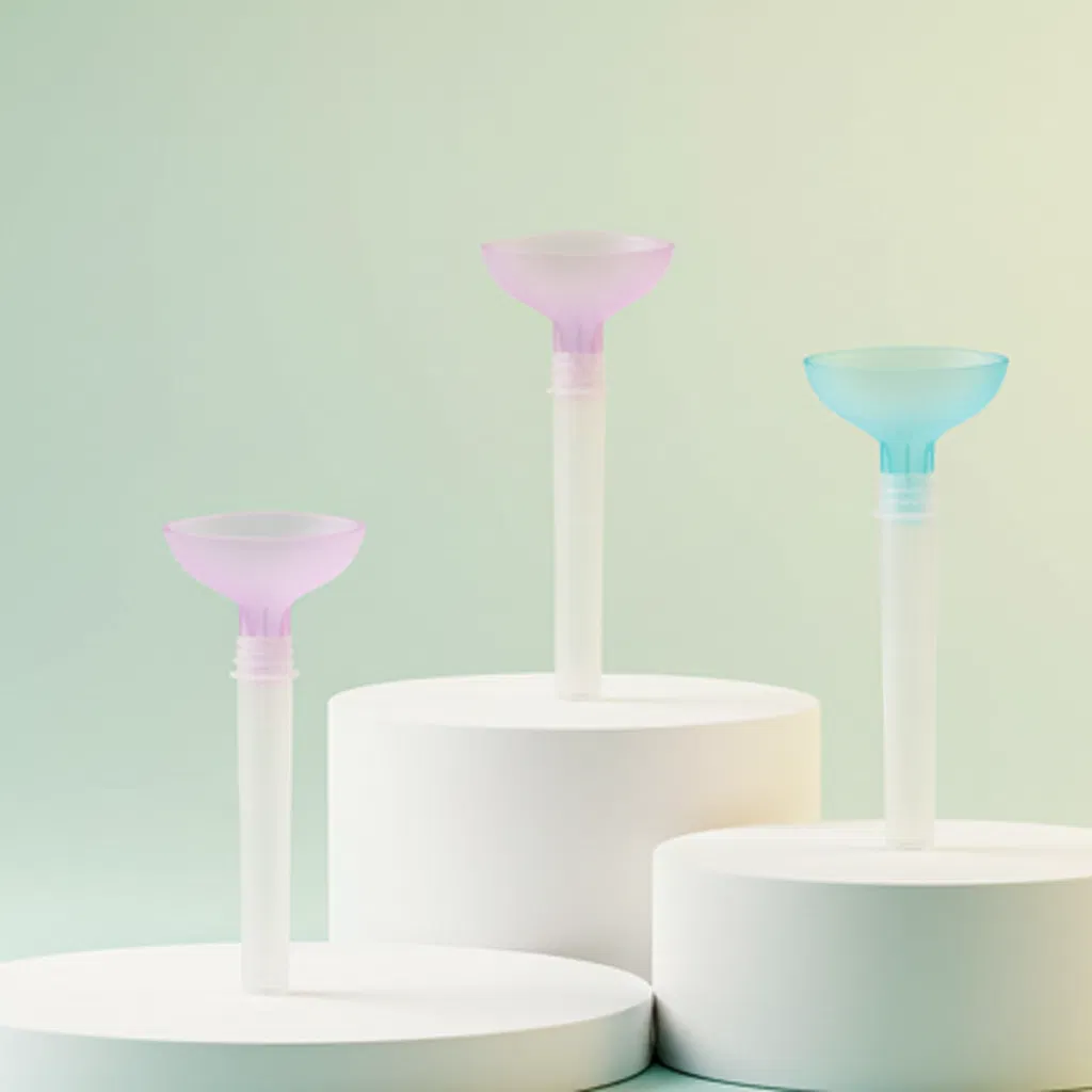 Compact Saliva Collection Kit for Convenient DNA Testing Procedures