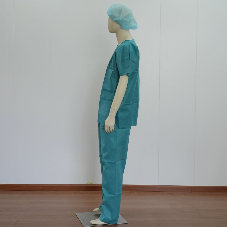 Disposable Non-Woven Fabric Waterproof V-Collar Green Scrub Suit with Pockets Hospital /Nurse/Doctor Uniform Lab Coat for Medical Use