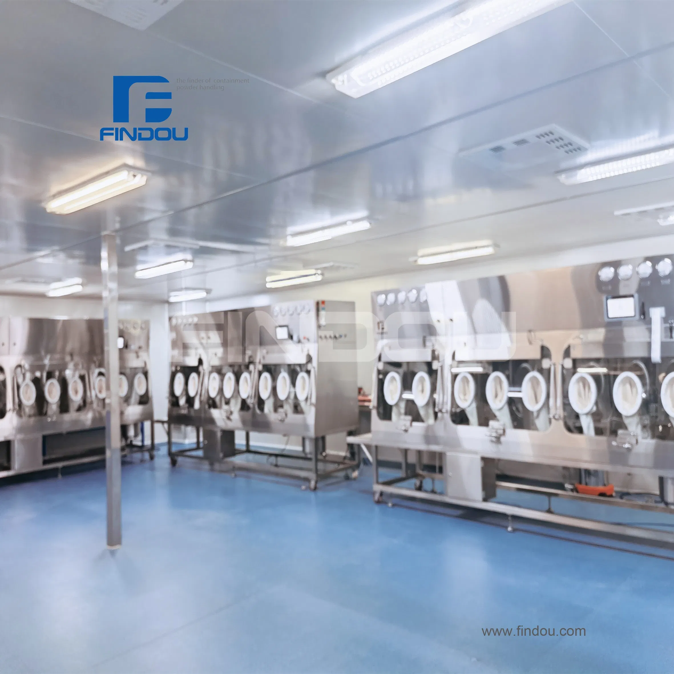 High-Performance Isolator System for Pharmaceutical and Chemical Research