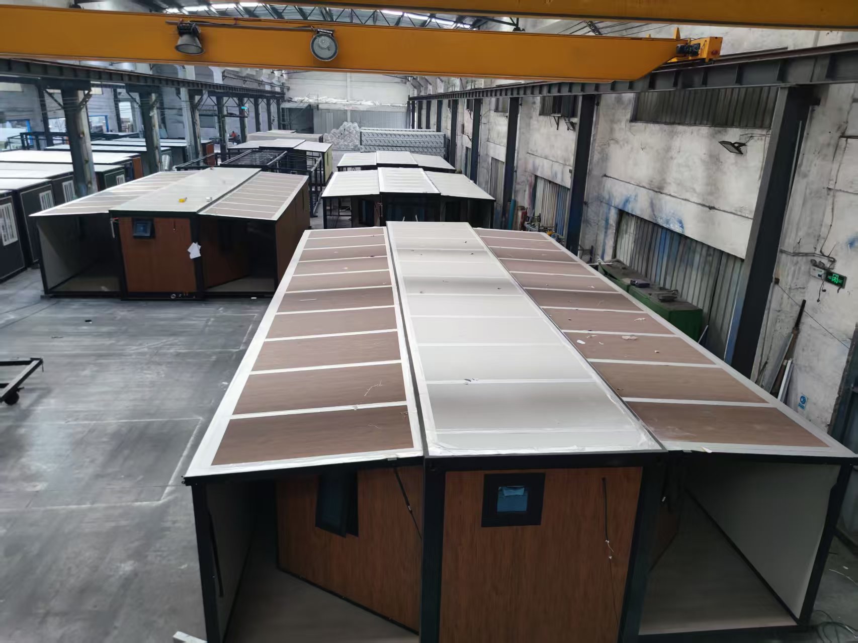 Portable Luxury Expandable Steel Container House for Resort Camping &amp; Apartment Living with Modern Design