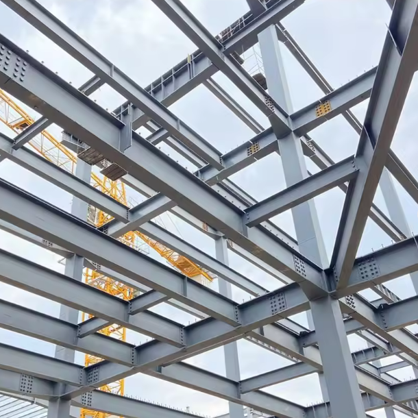 Structural Steel Prefabricated Construction Workshop School Farmhouse Hangar Warehouse