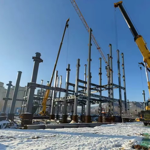 Structural Steel Prefabricated Construction Workshop School Farmhouse Hangar Warehouse