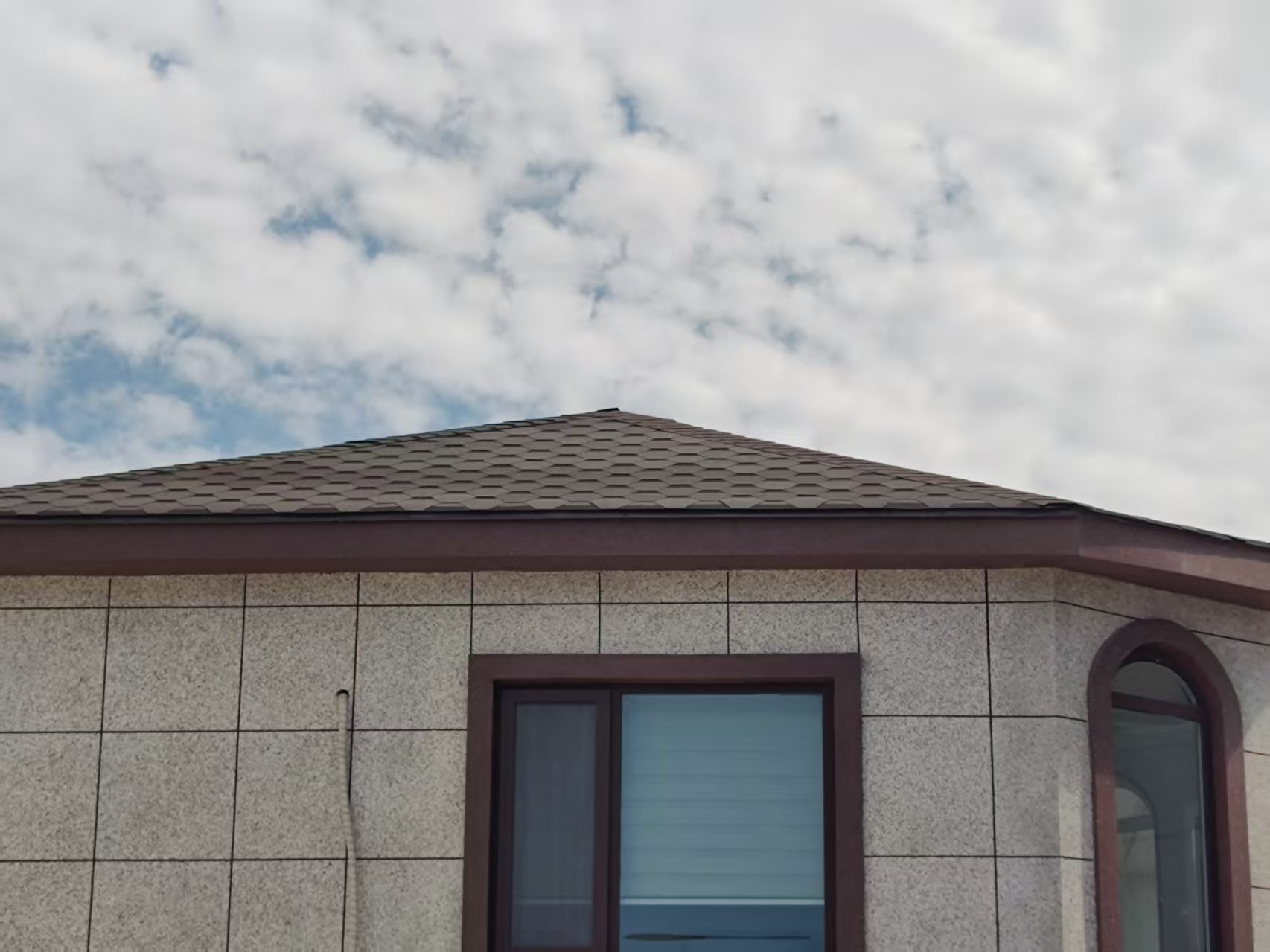 Asphalt tiles on outer roof