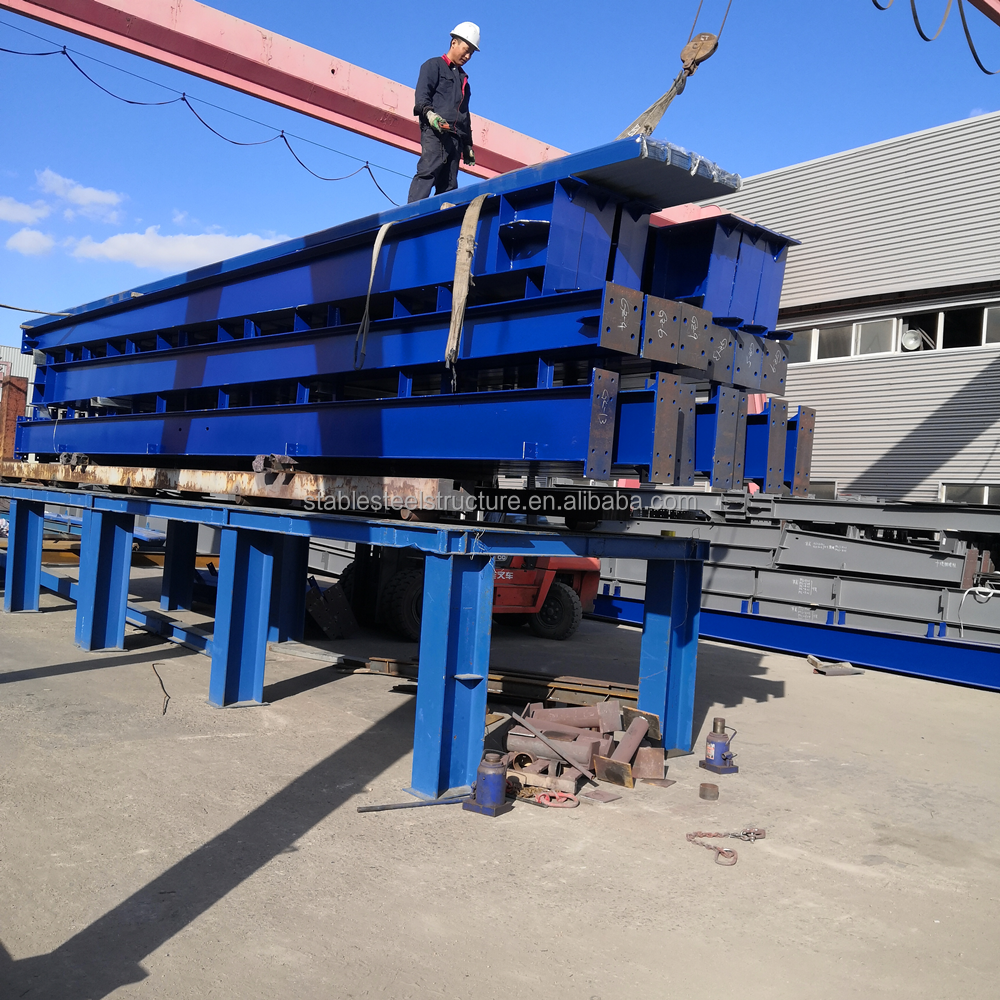 Loading steel structure