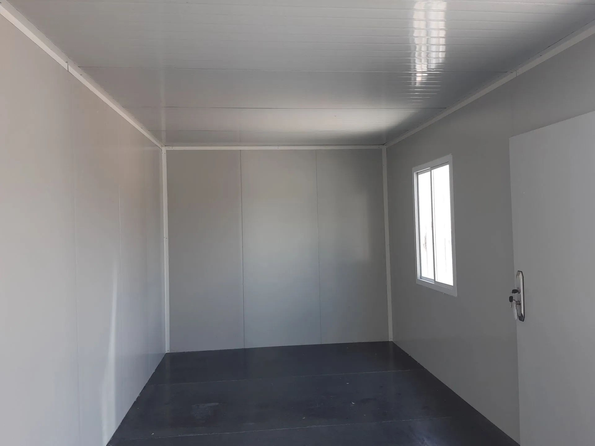 CY 40ft Prefab Steel Modular Tiny House Detachable Container Cabin Shop Emergency Rescue Mobile House Sandwich Panel Bedroom