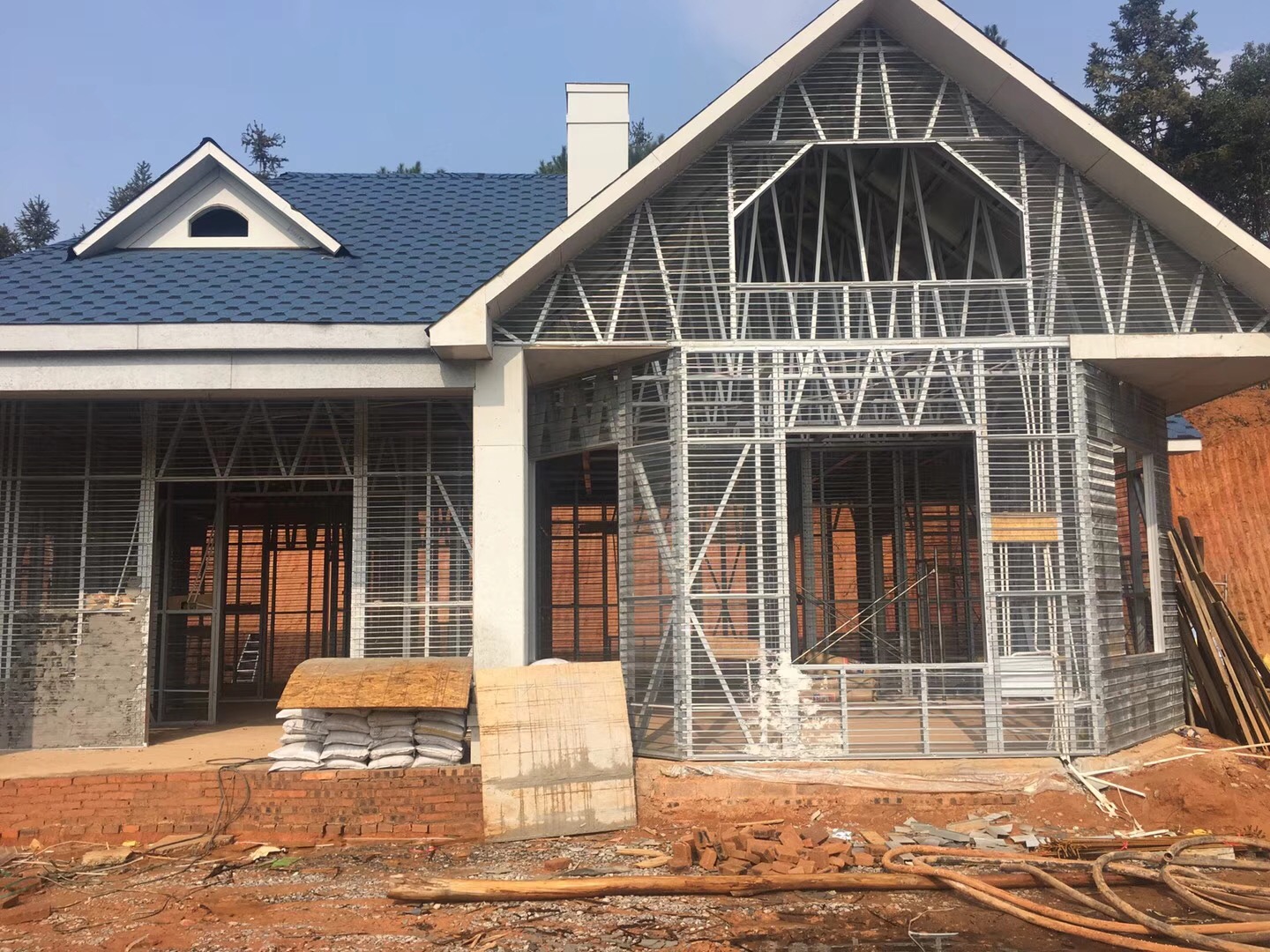 Customizable Galvanized Steel Structure Prefab Villa 1 Year Warranty Onsite Installation Online Support Modern Design 3D Model