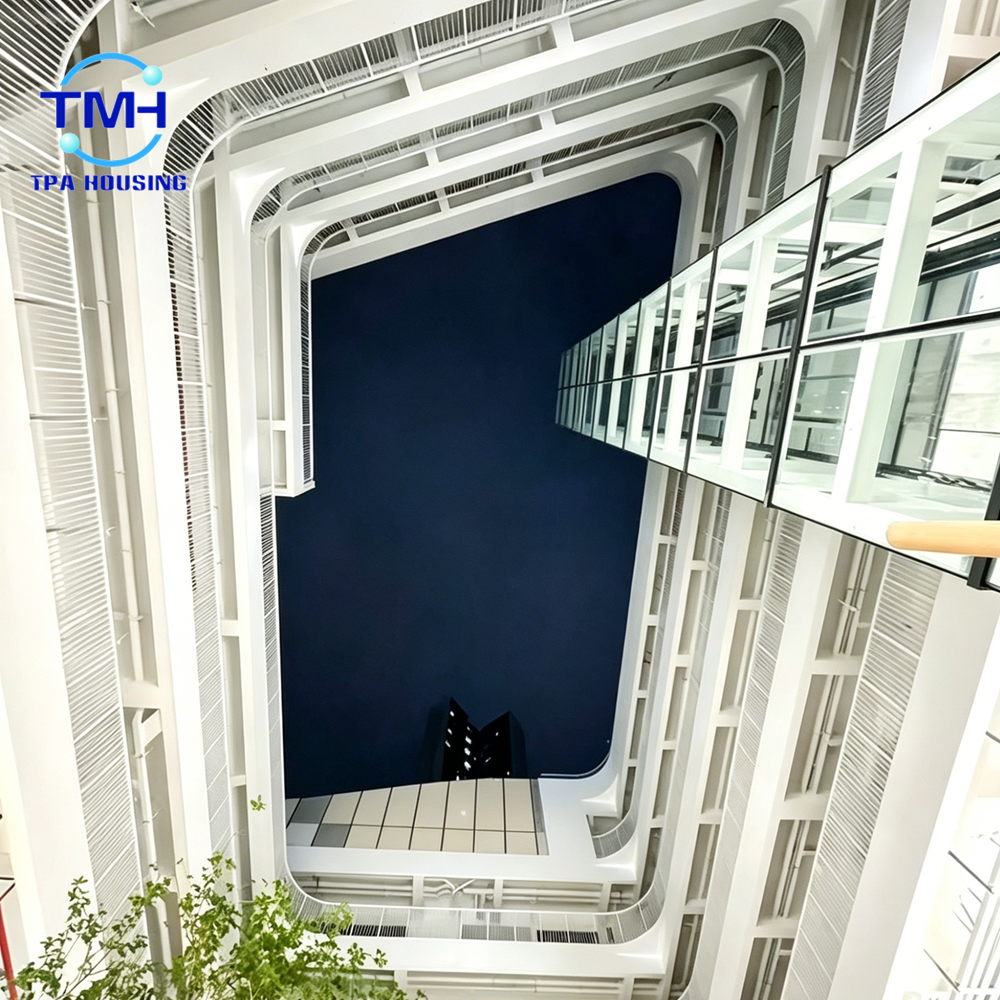 Prefab Multi-Storey Steel Structure School Building Customized Eco Modular Campus Classroom College Block Light